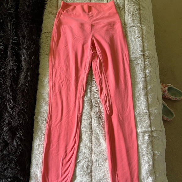 Lululemon Align 25” leggings in Raspberry Cream size 4 - Picture 2 of 3